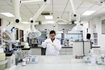 創(chuàng)新驅(qū)動(dòng) 領(lǐng)跑全球 徐工集團(tuán)“國家企業(yè)技術(shù)中心”獲評(píng)優(yōu)秀，彰顯中國工程機(jī)械硬核實(shí)力